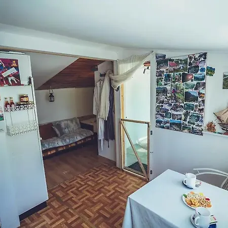 Alpehytte Robinson Haus Ivan No Electricity Makarska
